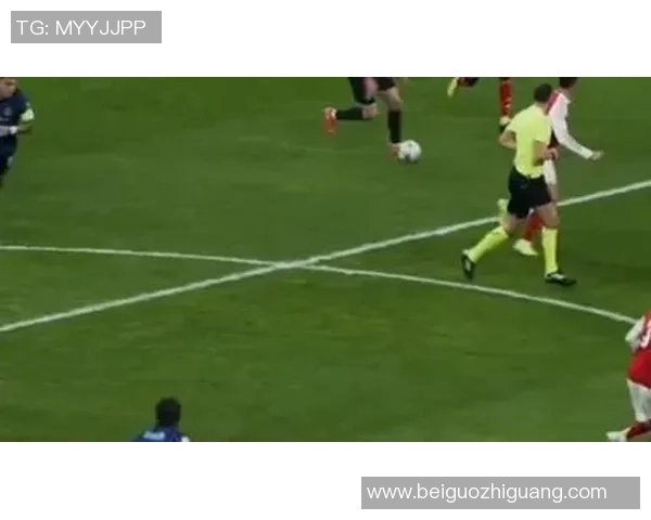 在绿茵场上绽放的友情与激情足球的魅力与友谊的交织